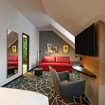Ibis Styles Hotel 3*