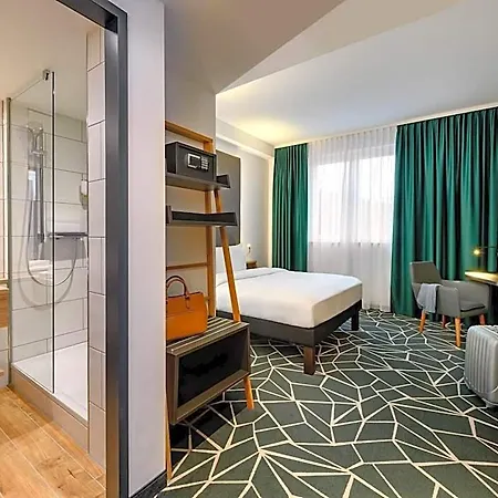 Ibis Styles 3*
